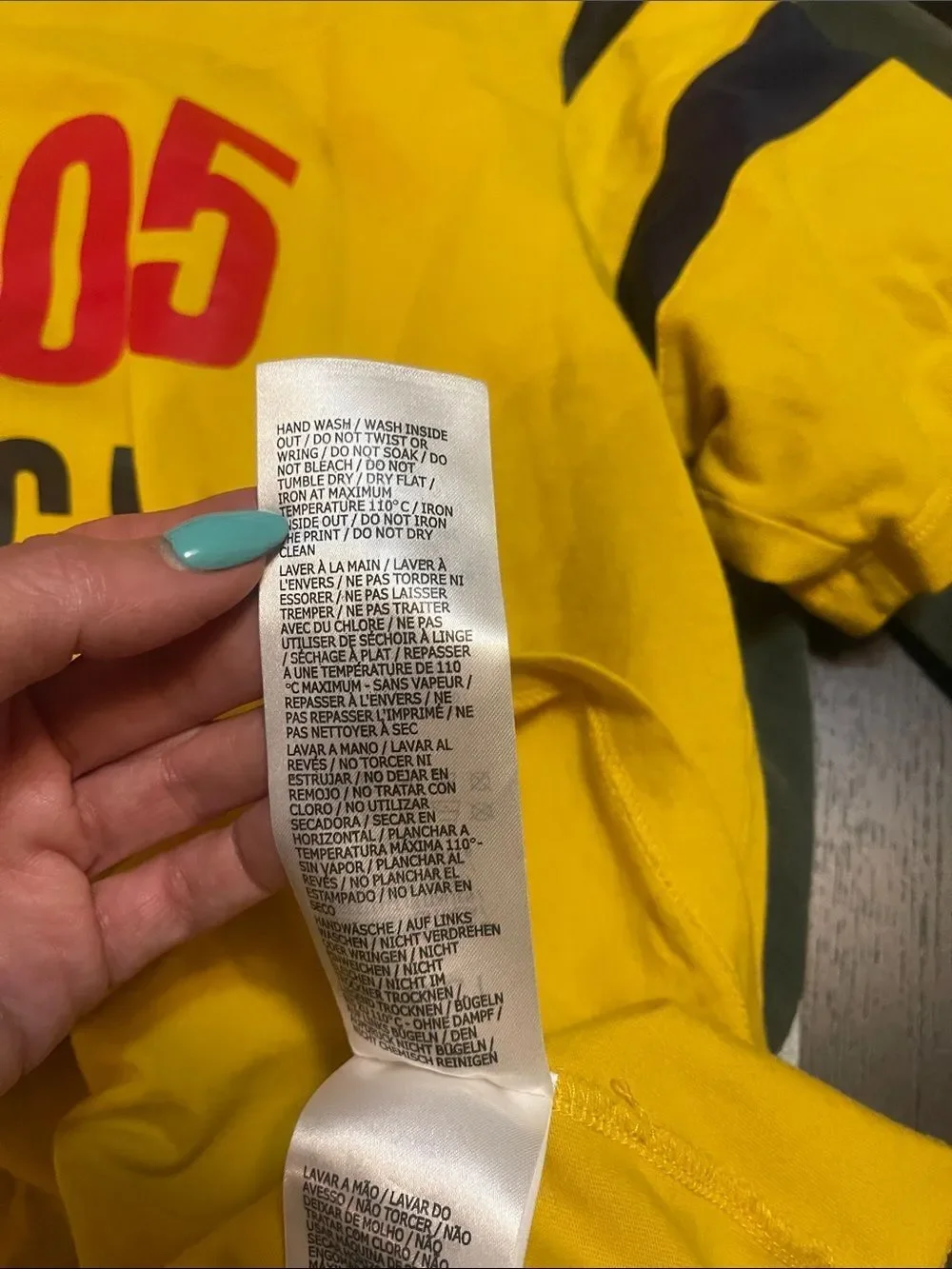 Gucci Yellow Graphic '22705 Songs' Tee with Blue Stripes large